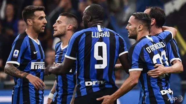 排名变天张